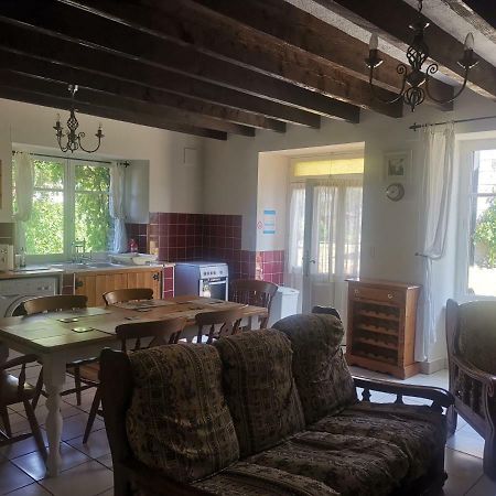 La Loctais Villa Les Portes du Coglais Buitenkant foto