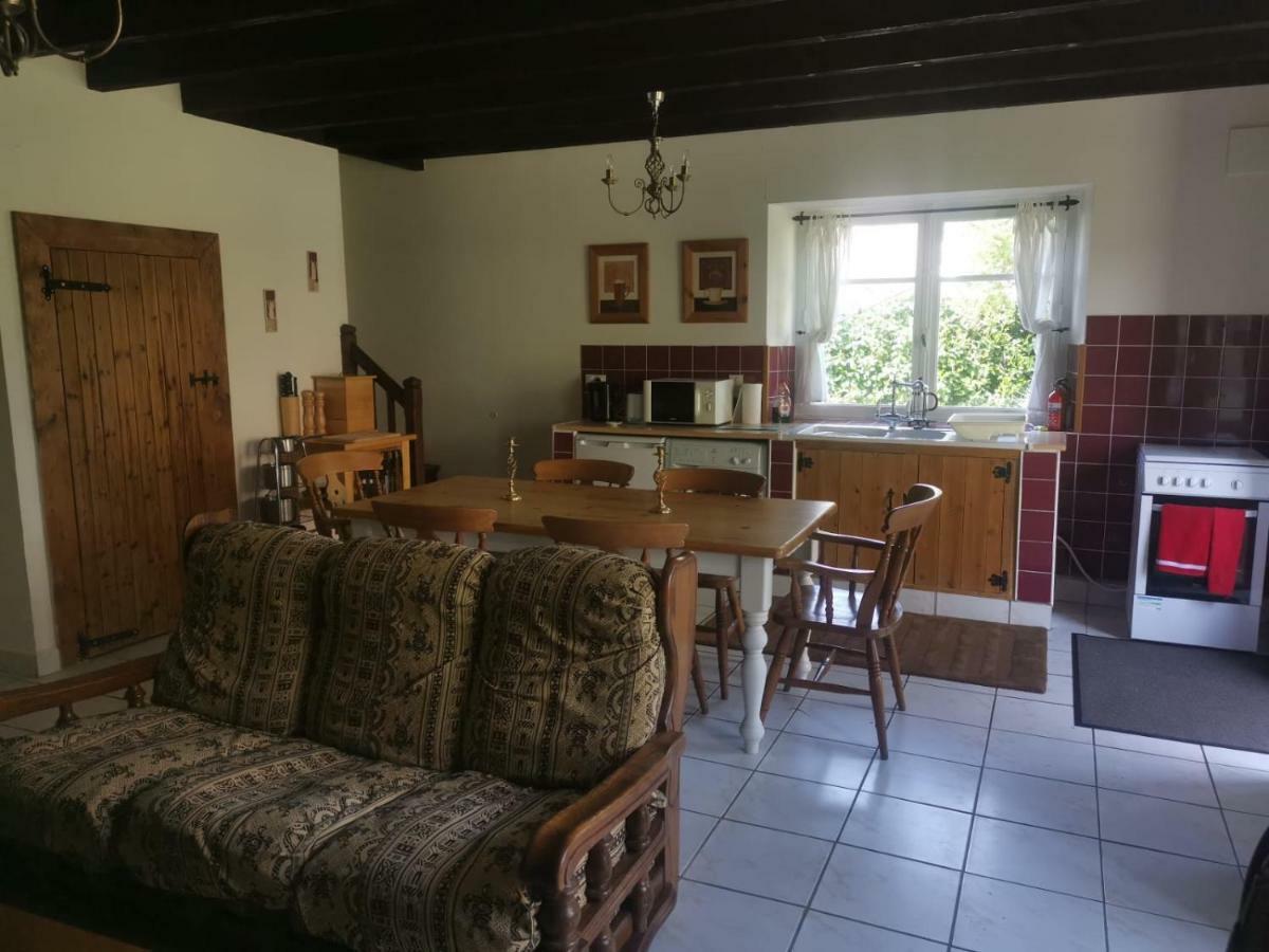 La Loctais Villa Les Portes du Coglais Buitenkant foto